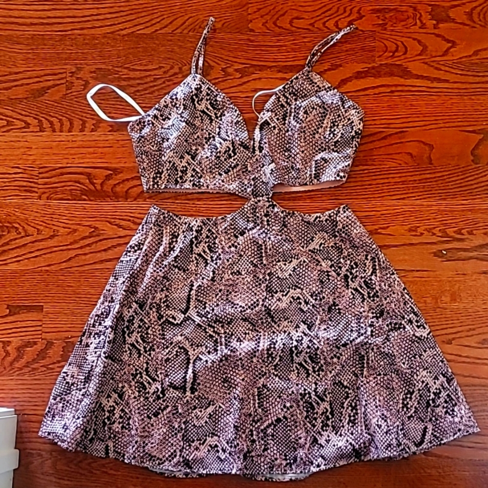 Superdown cutout dress